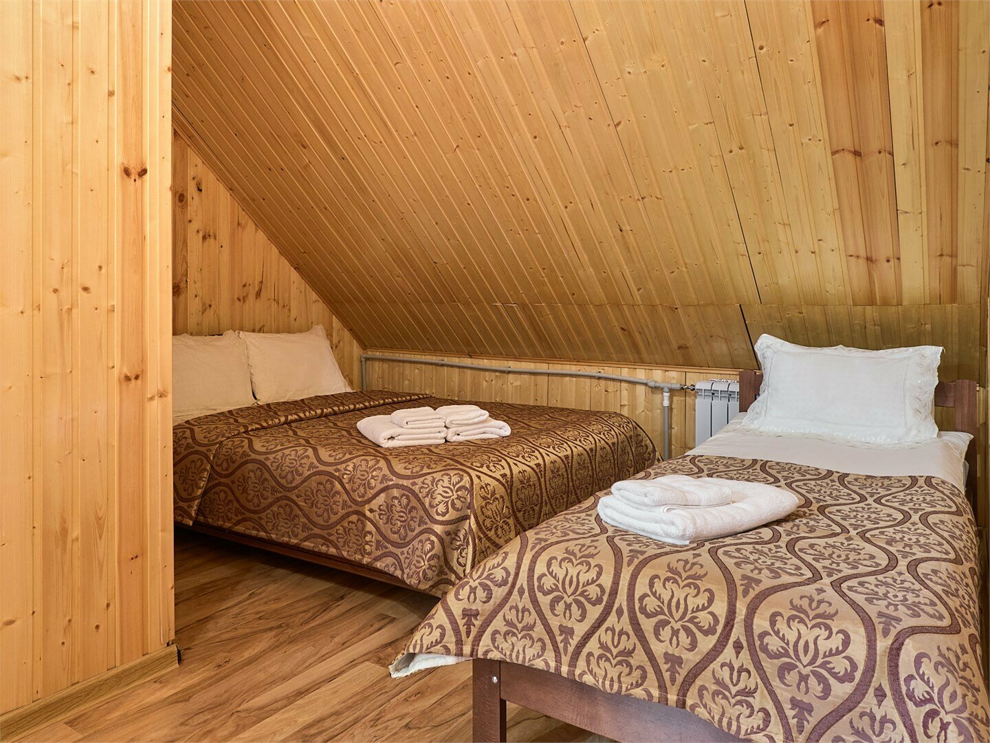 Семейный 5-местный + диван-кровать