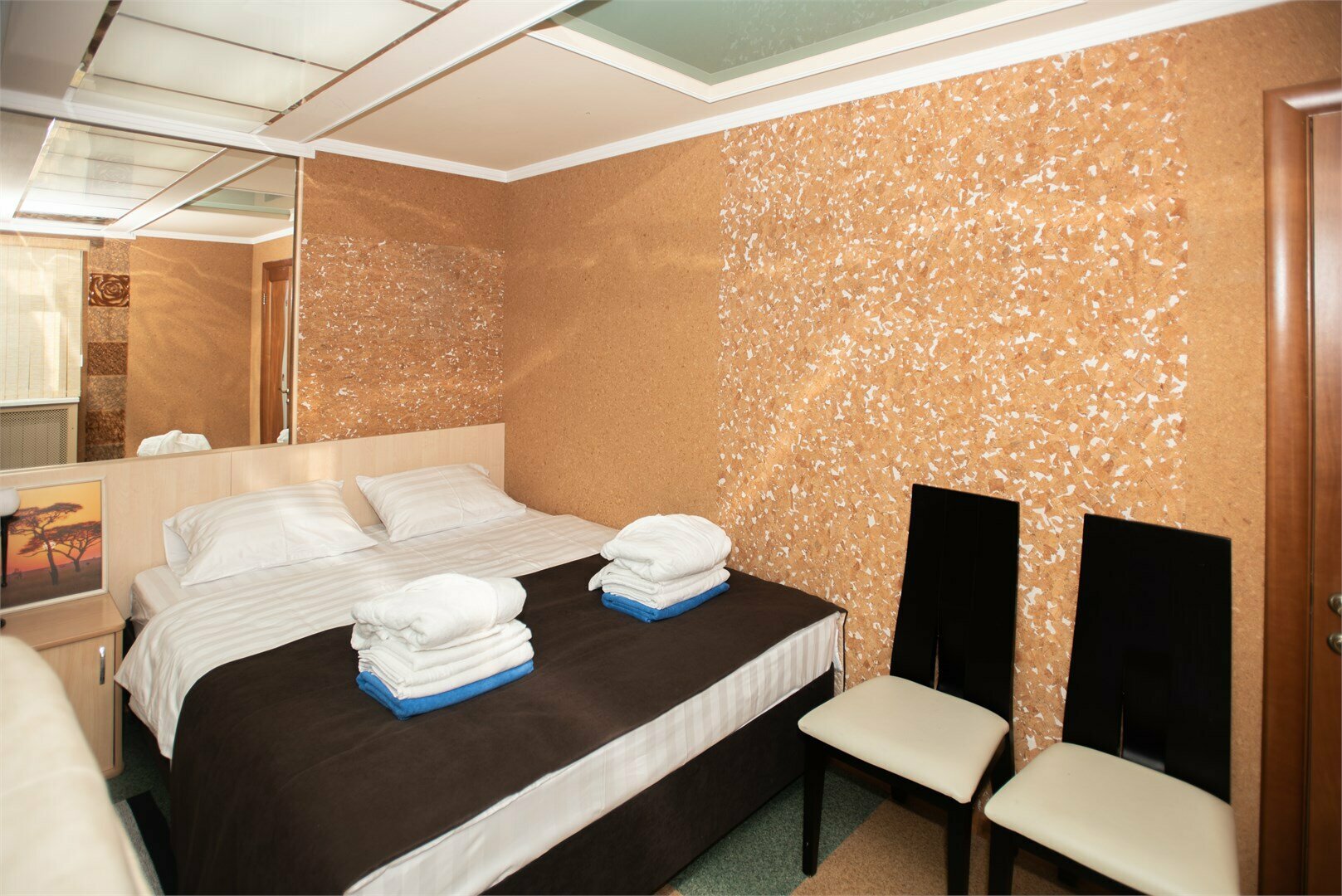 Трехкомнатные апартаменты с кухней