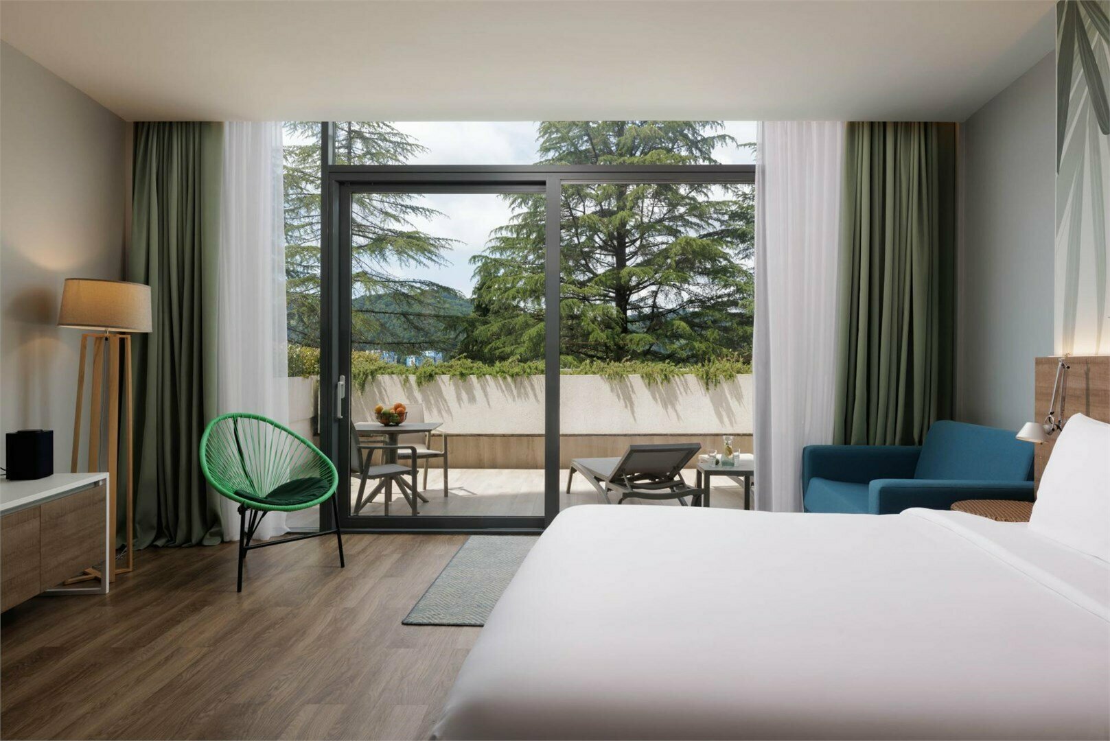 Апартамент с одной спальней и террасой