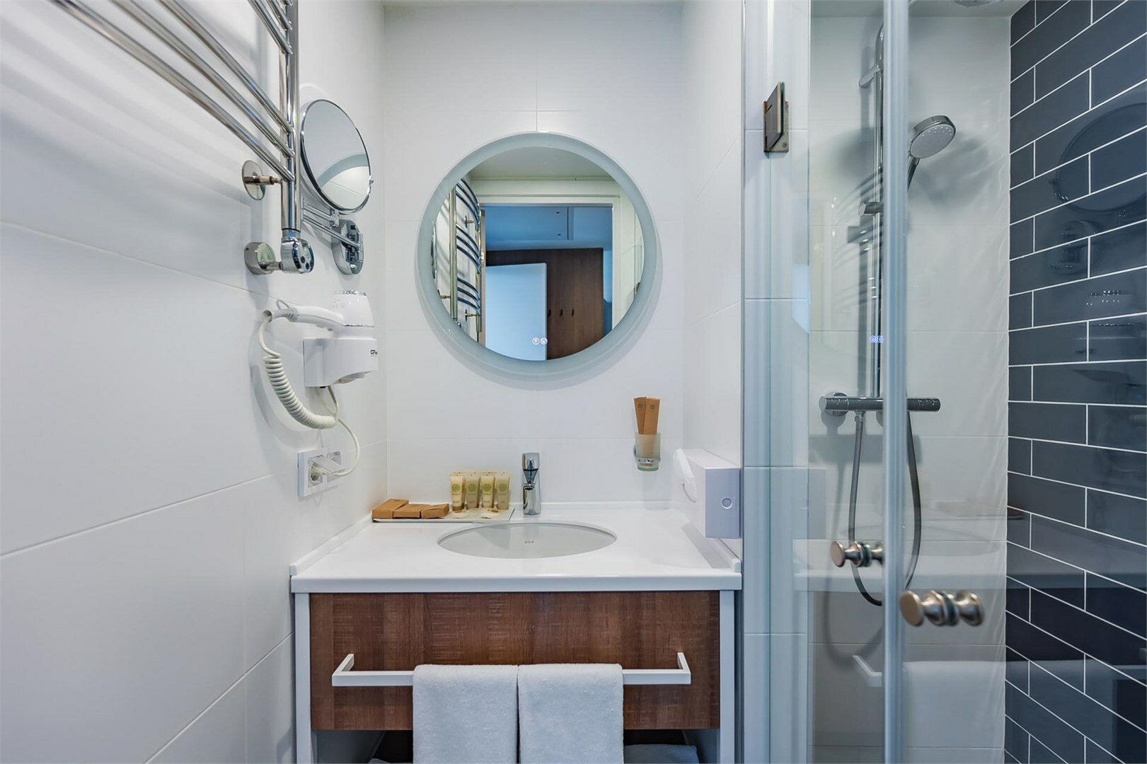 Апартамент с одной спальней, балконом и видом на парковую зону