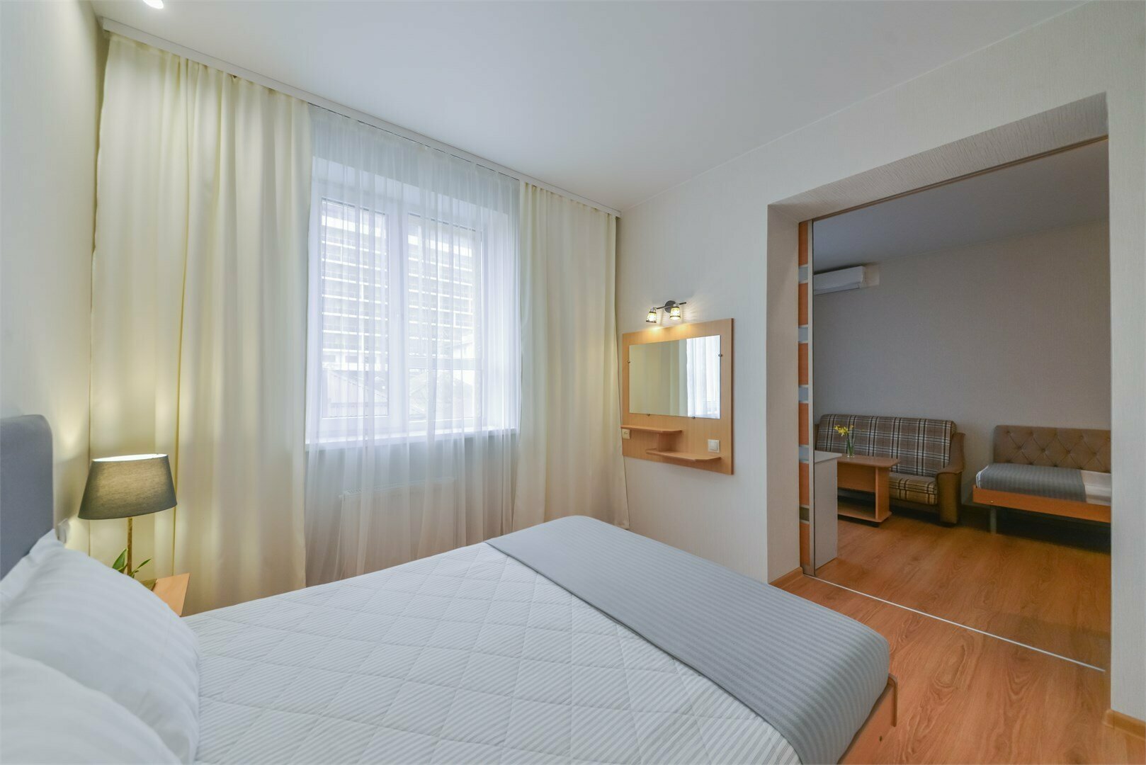 двухкомнатный трёхместный