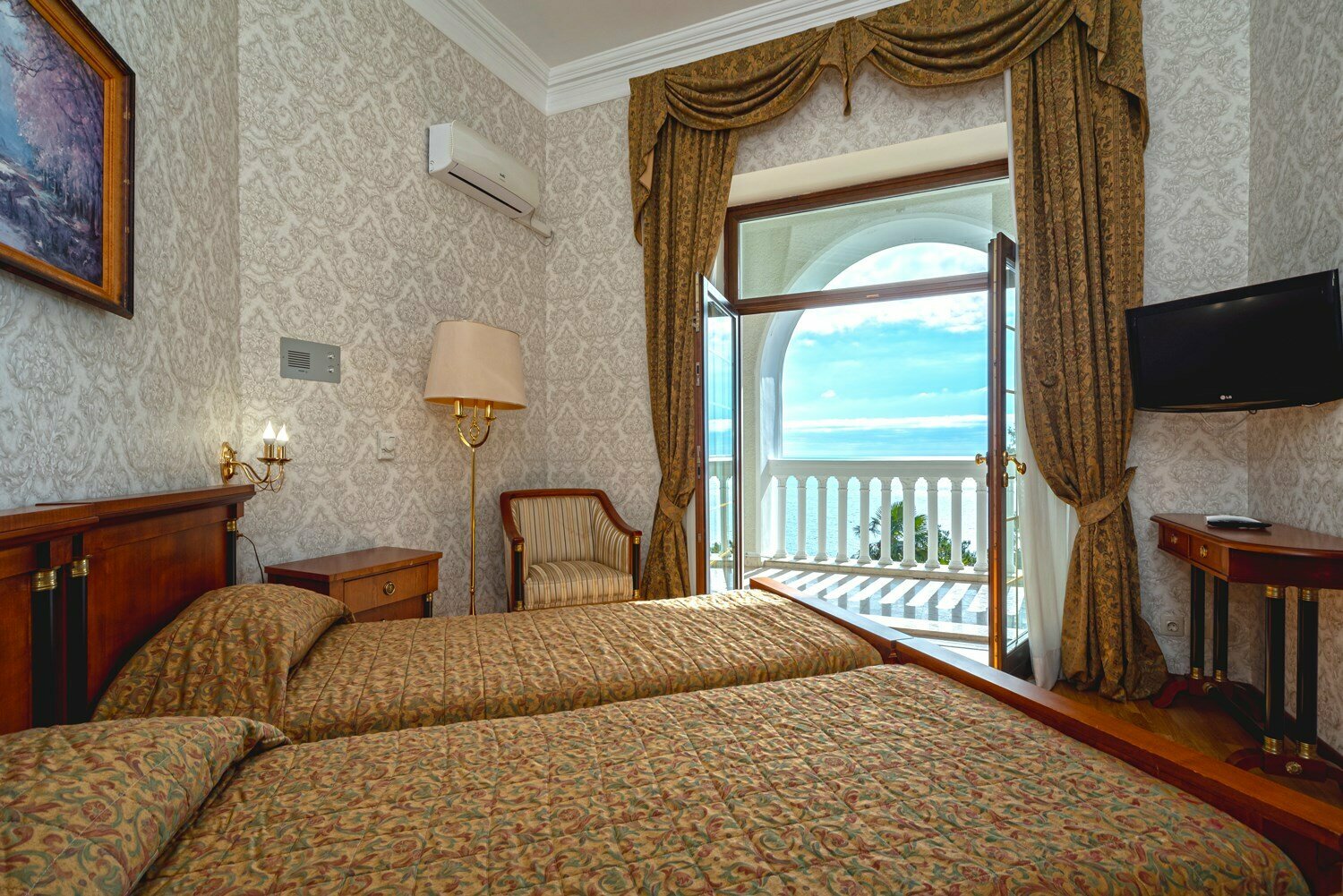 Делюкс двухкомнтаный Deluxe 2