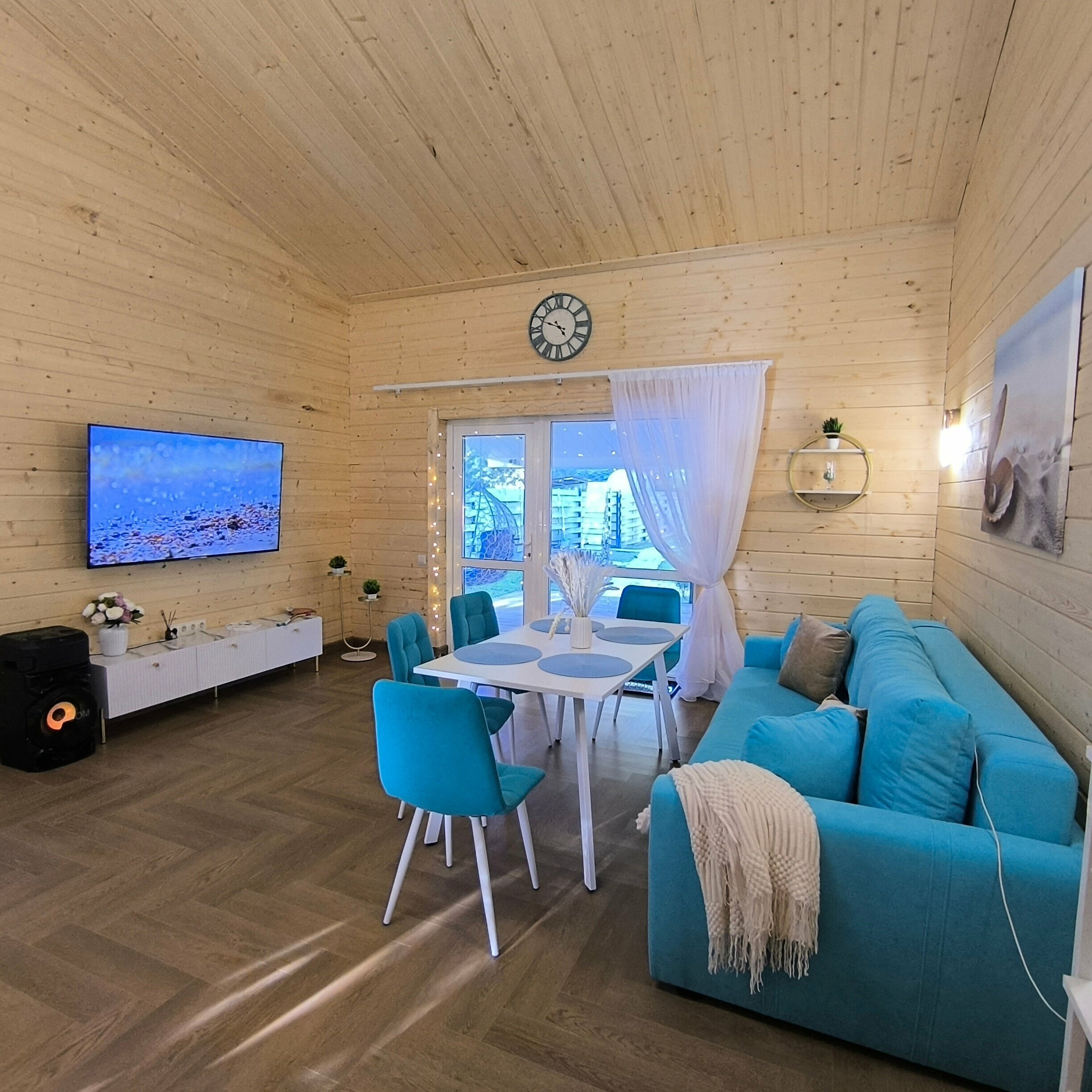 Дом с видом на лес