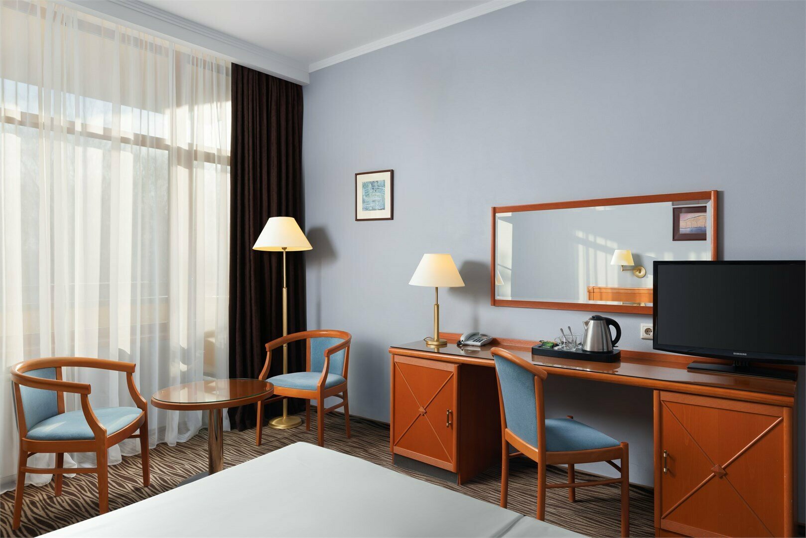 Номер Classic SPA, с балконом - с двуспальной кроватью