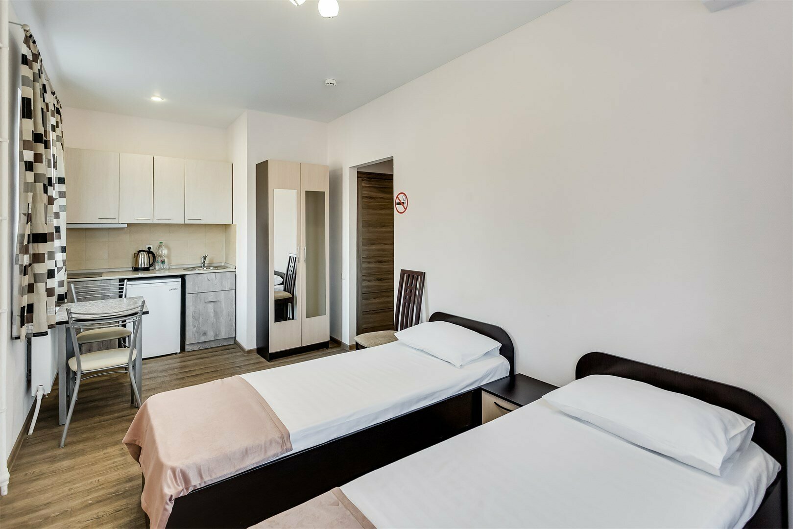 Студия Твин со своим санузлом и кухней