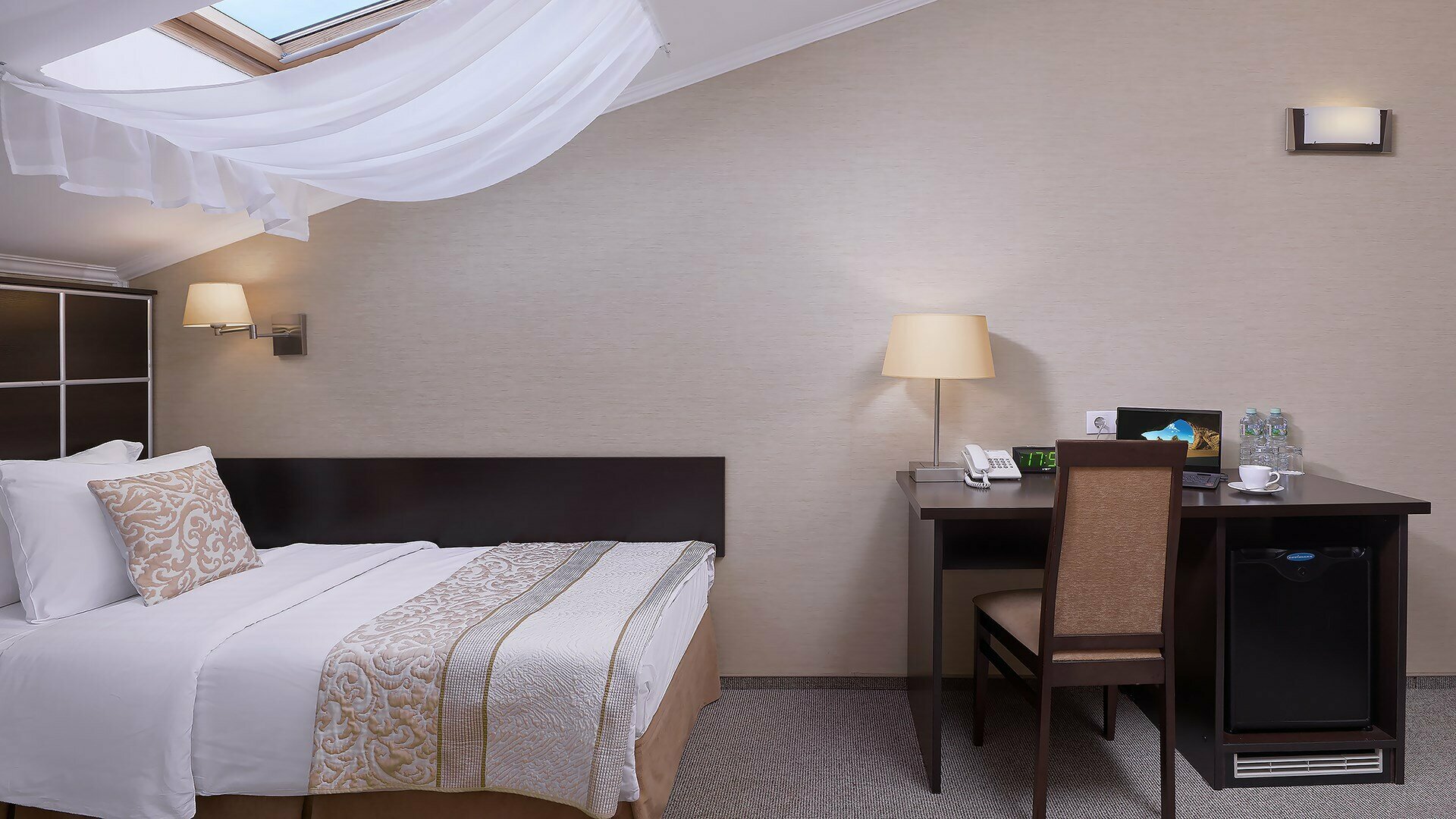 Номер Attic (Мансарда) с одной кроватью.