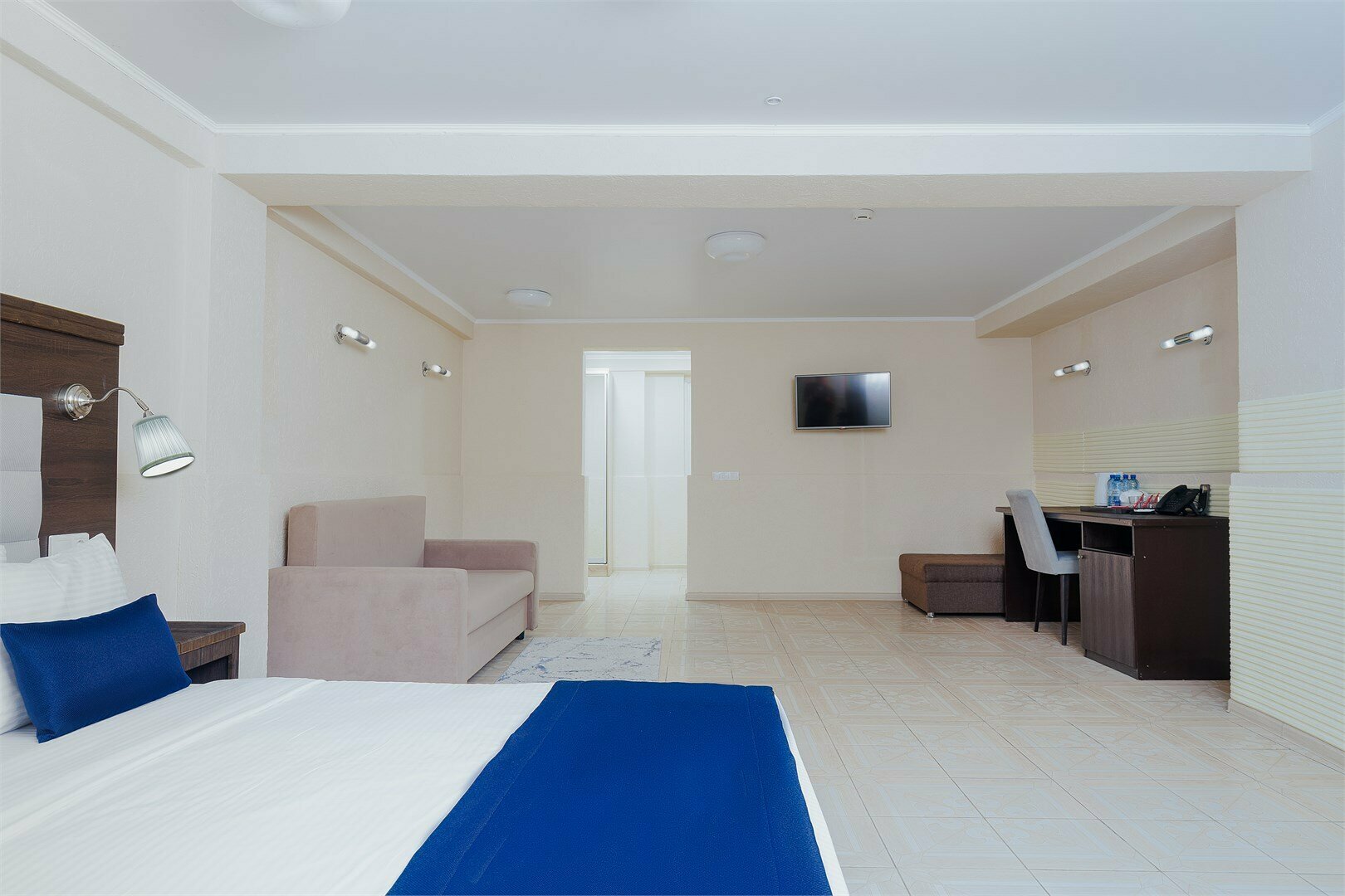 Superior + ground floor