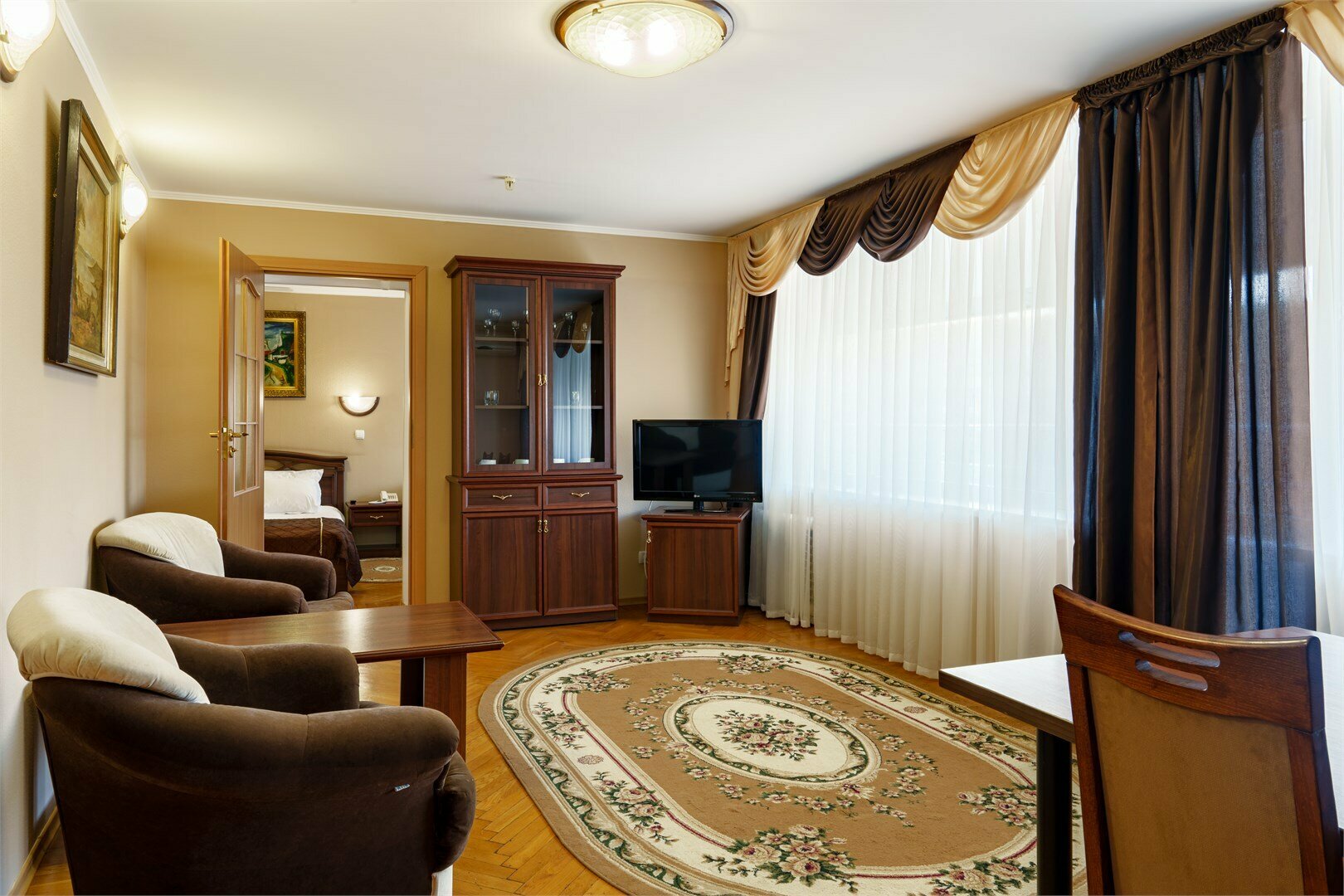 Бизнес 3-х комнатный