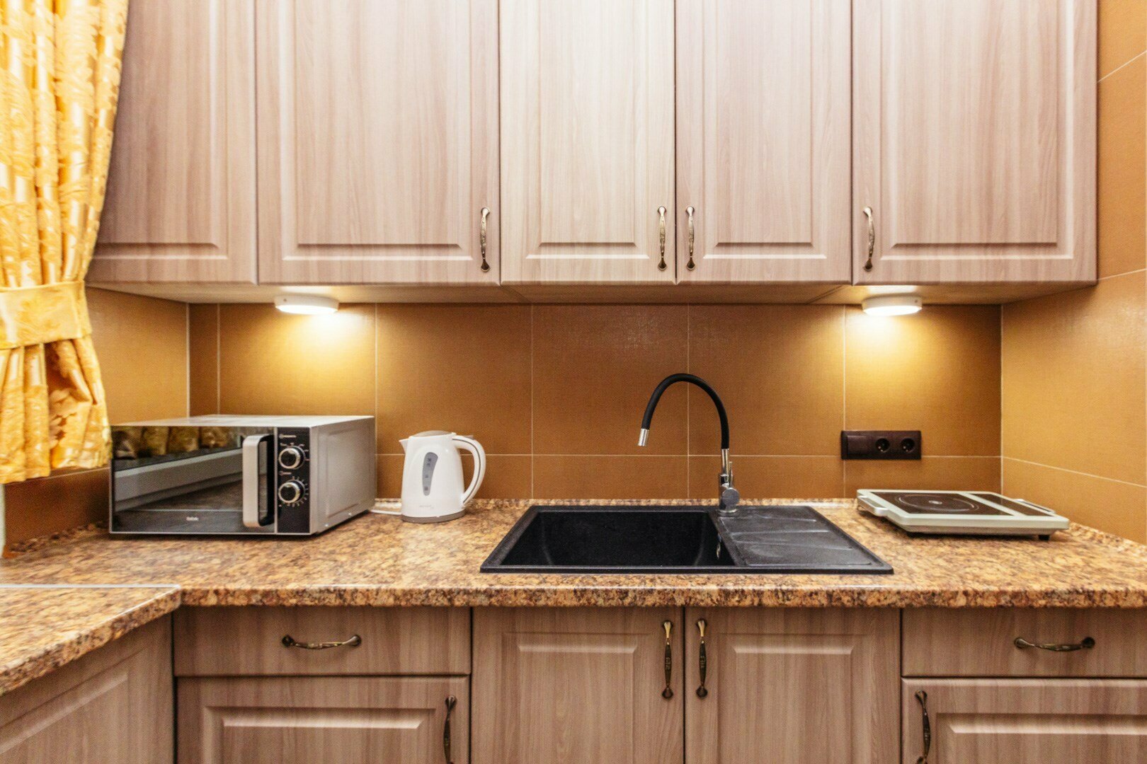 Апартаменты №225