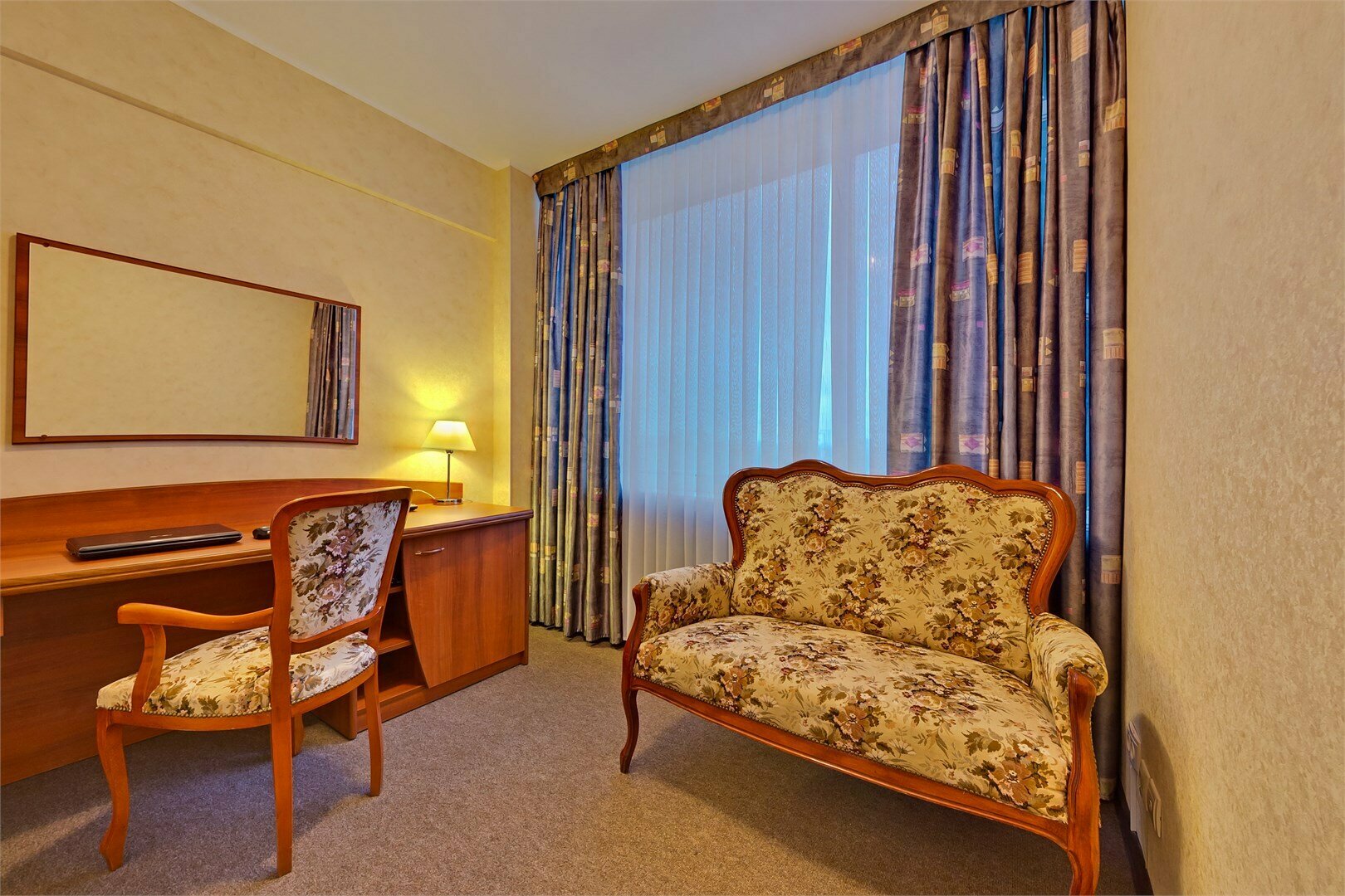 Стандарт улучшенный с двумя раздельными кроватями