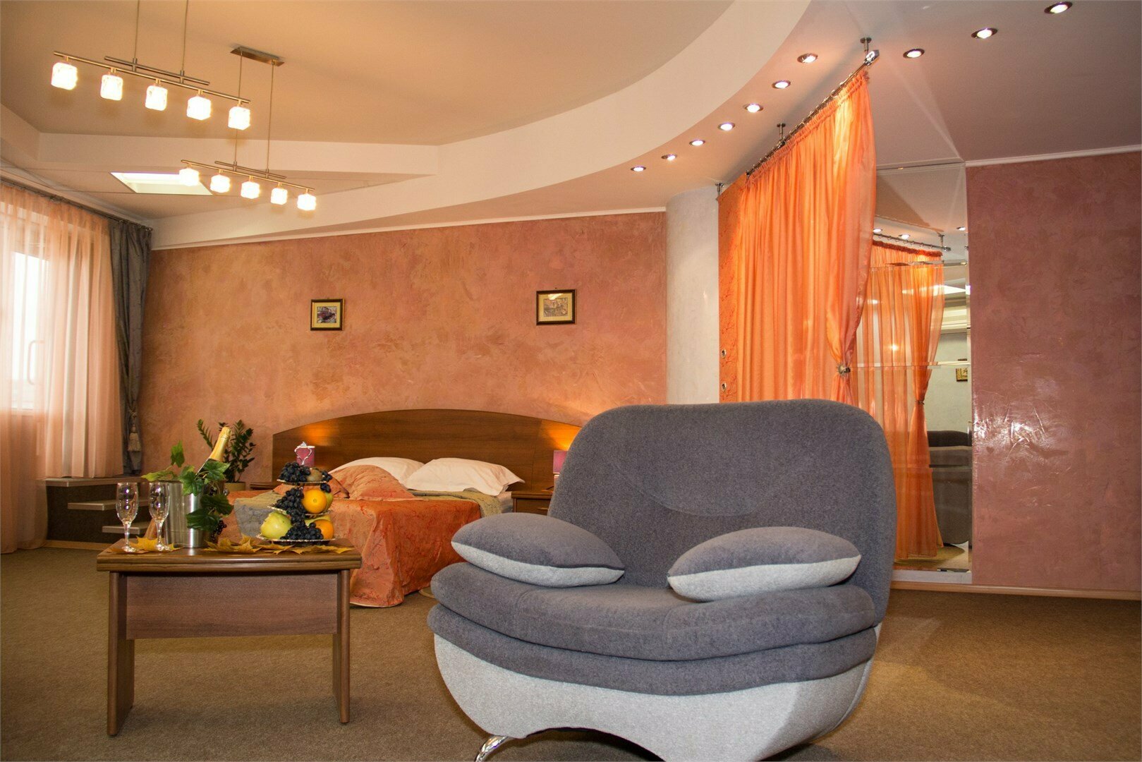 Студия-премиум