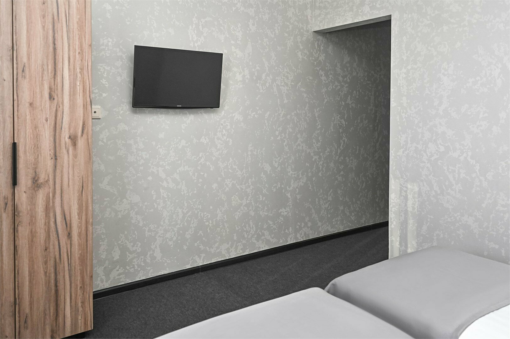 НОМЕР ЛОУКОСТЕР/LOWCOST ROOM DOUBLE