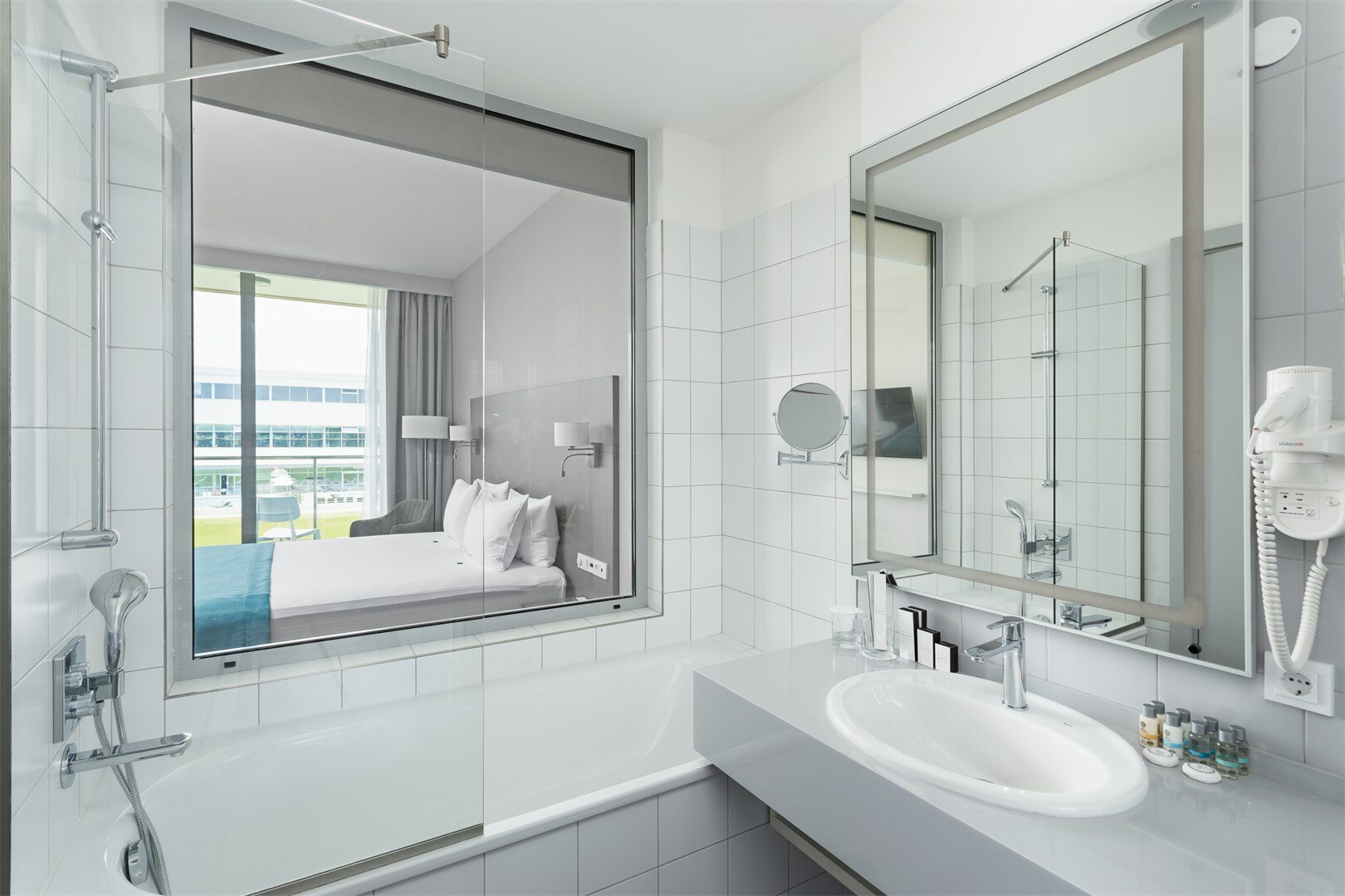 Семейный двухкомнатный номер