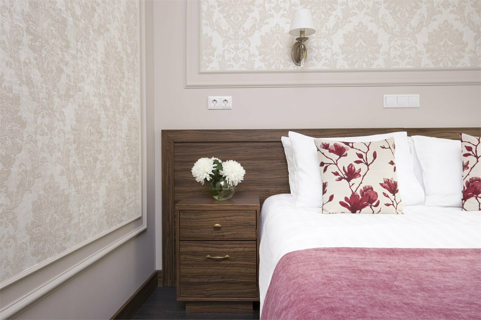 Семейный номер с гостиной