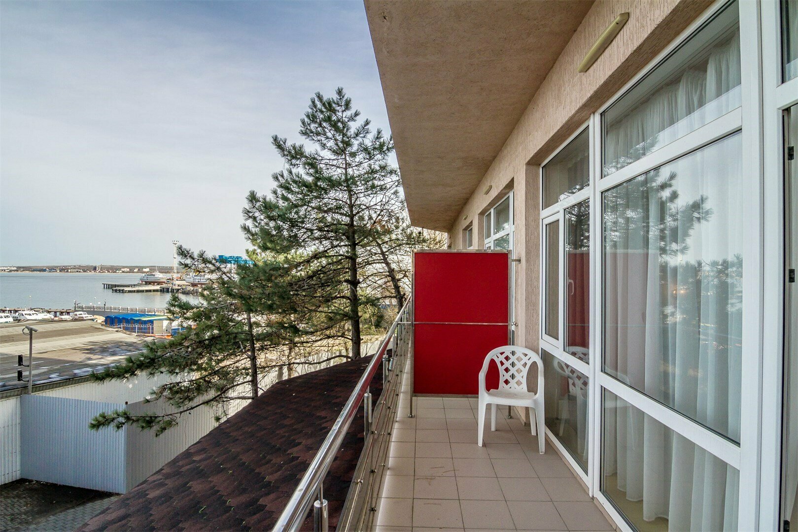 Трехместный Triple+(Комфорт) с видом на море