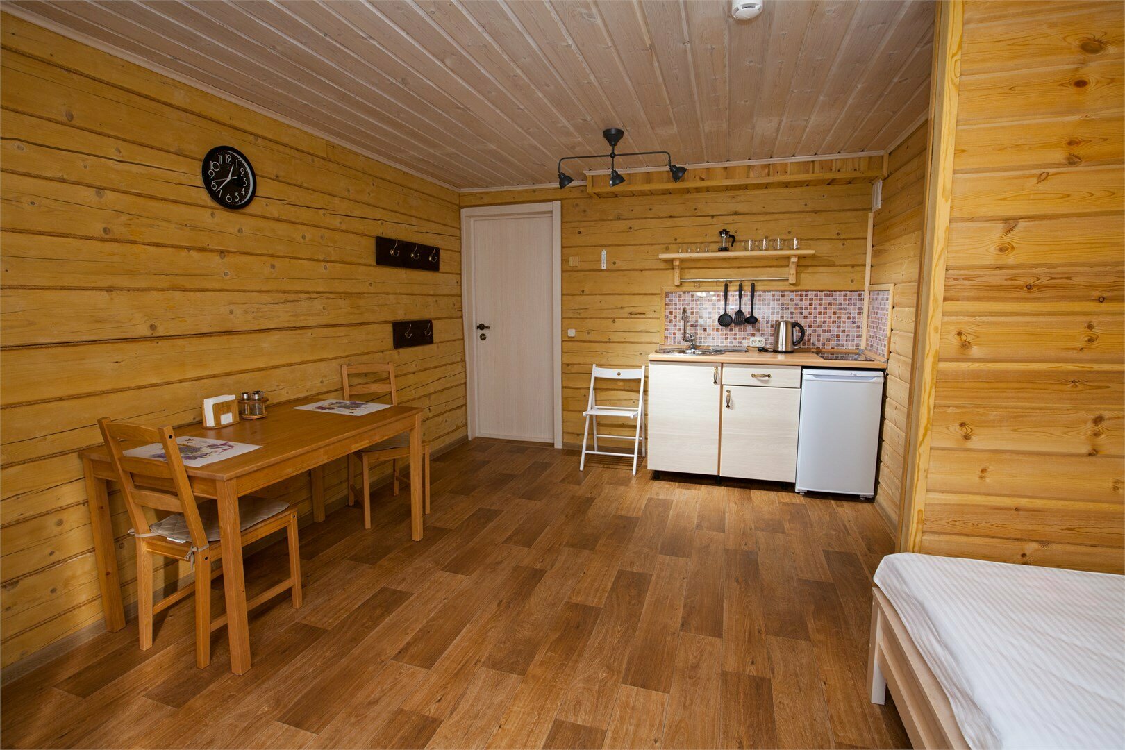 Комната  с двумя кроватями (СОЕДИНЯЮТСЯ)