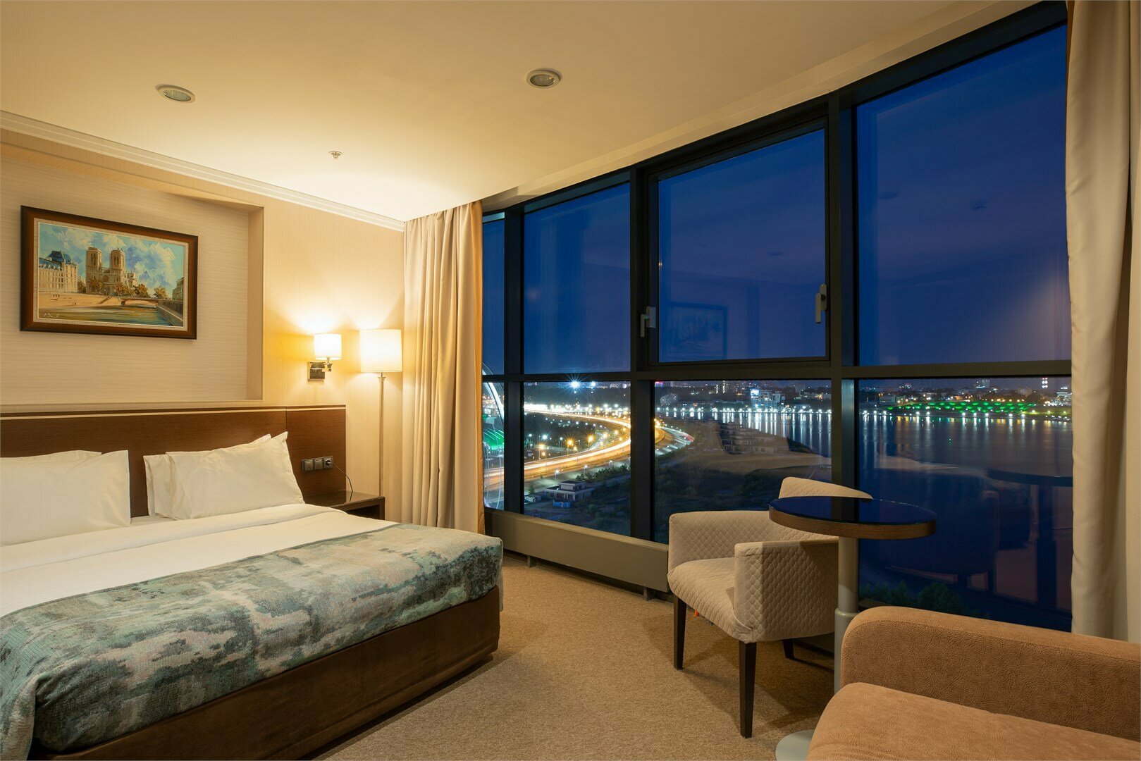 Улучшенный номер с панорамным видом