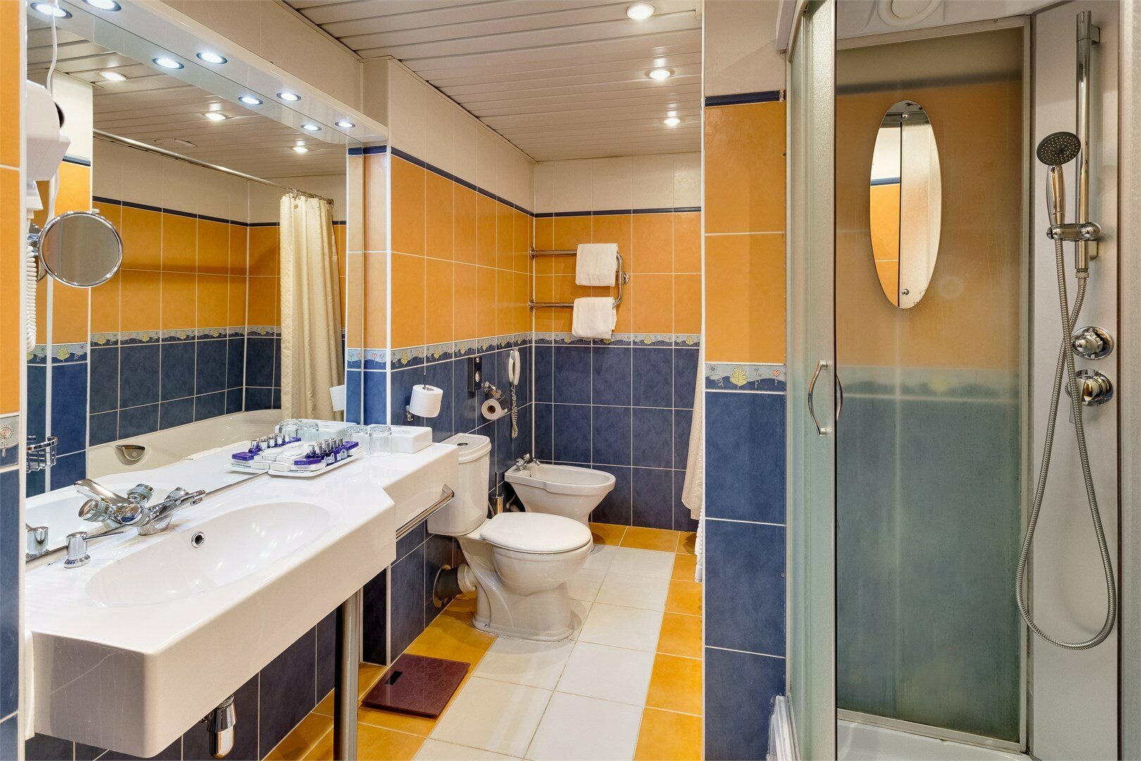 Семейный номер