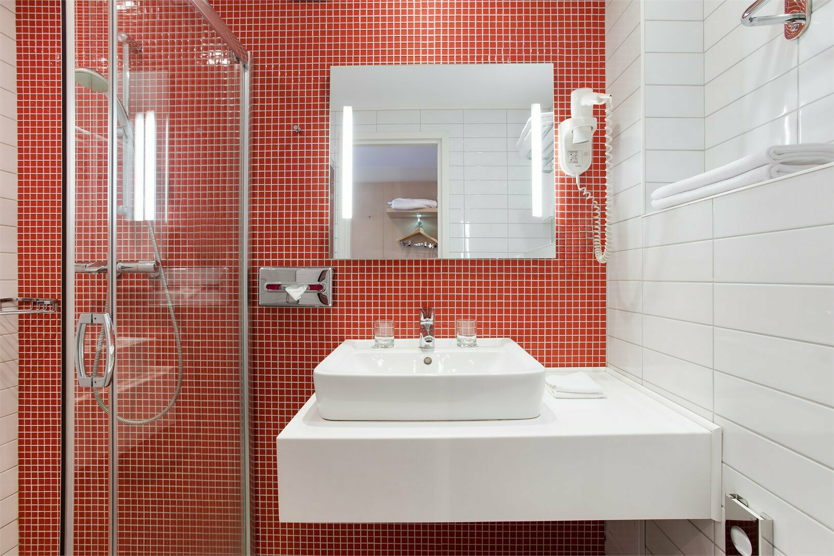 Улучшенный люкс с кроватью размера «king-size»