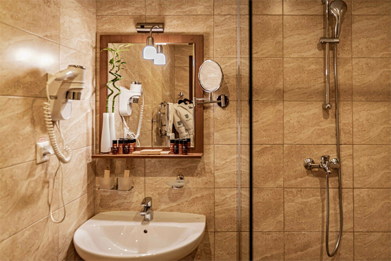 Джуниор Сьюит