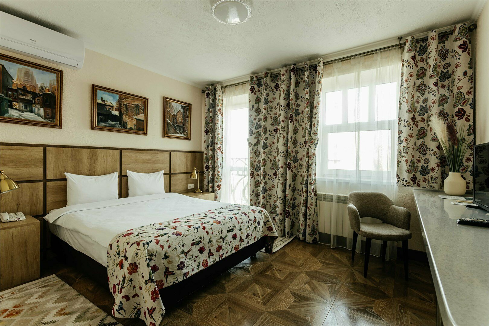 Стандарт с двуспальной кроватью