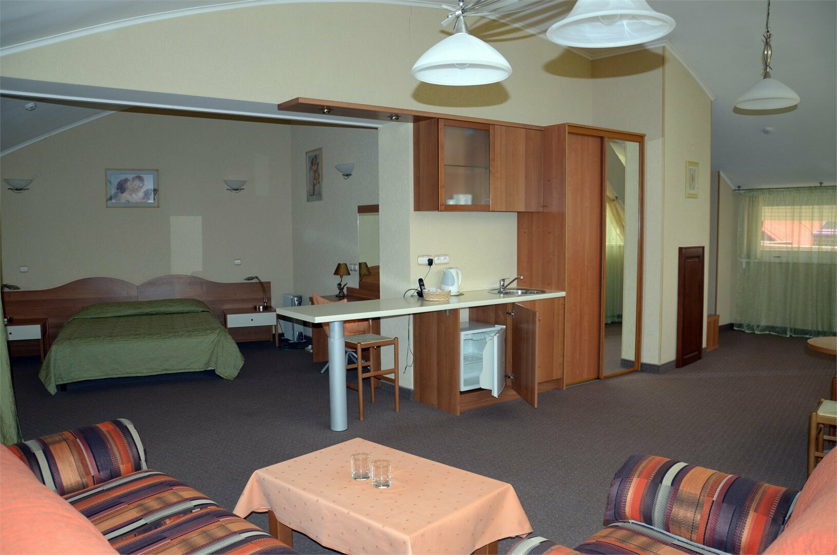 ЛЮКС-СТУДИЯ