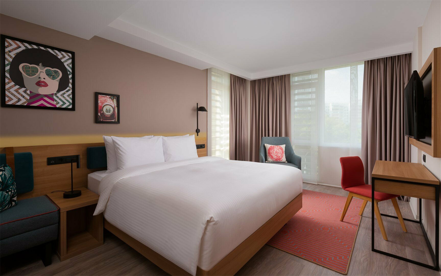 Двухкомнатный Семейный номер с кроватью King size и диваном