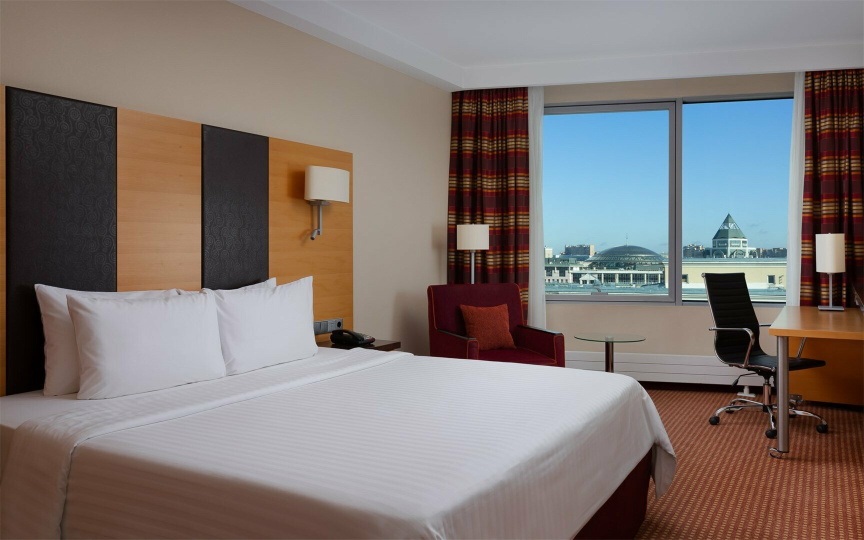 Стандартный номер с 1 двуспальной кроватью