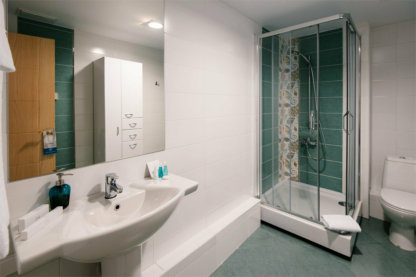 ДВУХКОМНАТНЫЙ НОМЕР КАТЕГОРИИ "ЛЮКС" Вид на ГОРЫ