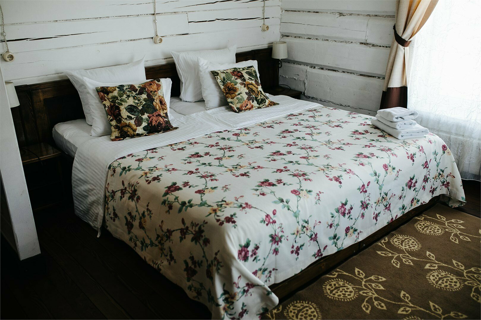 ДВУХМЕСТНЫЙ С ОДНОЙ ИЛИ ДВУМЯ КРОВАТЯМИ