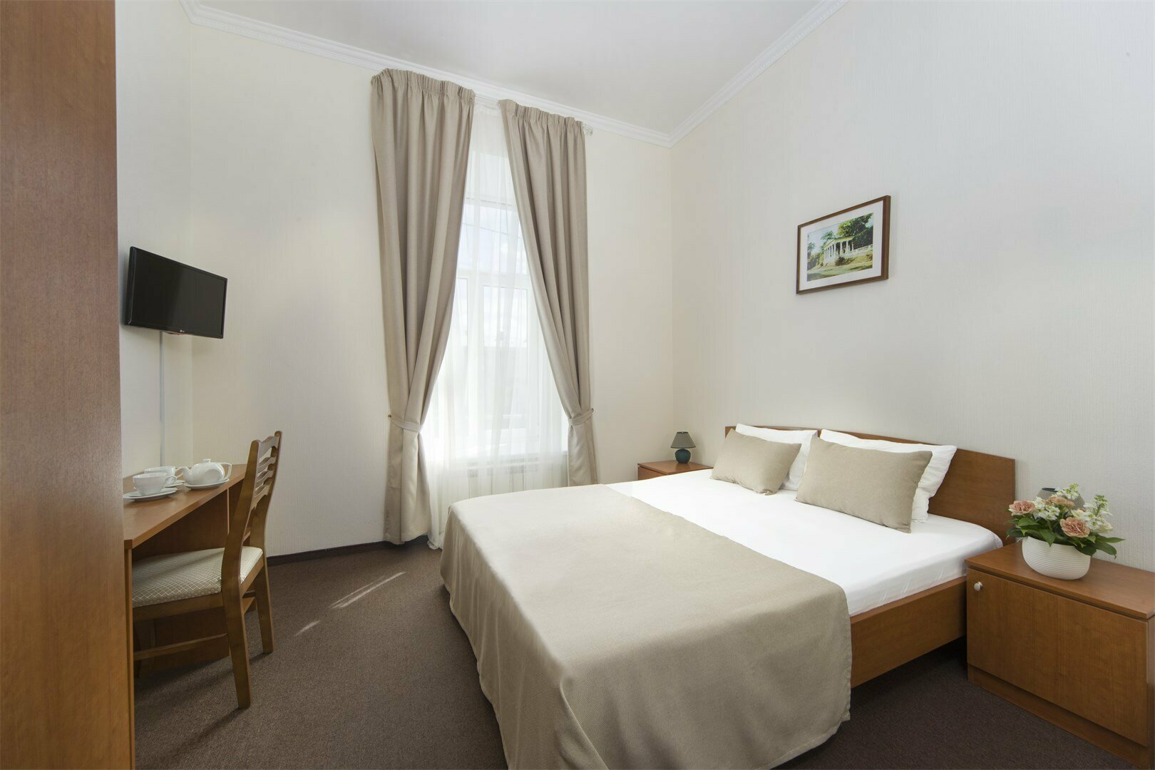 Классический номер с одной большой кроватью