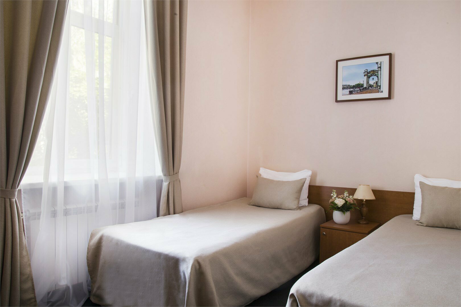 Классический номер с двумя односпальными кроватями