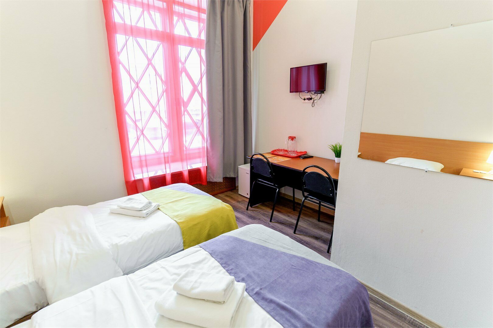 Двухместный номер с двумя раздельными кроватями удобства на блок