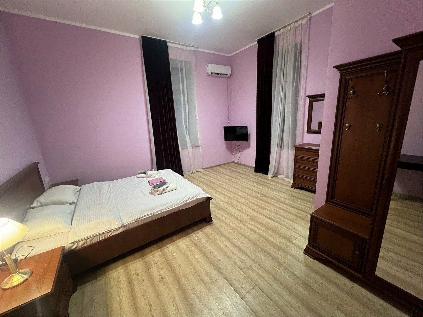 Стандарт  (вид на парк)