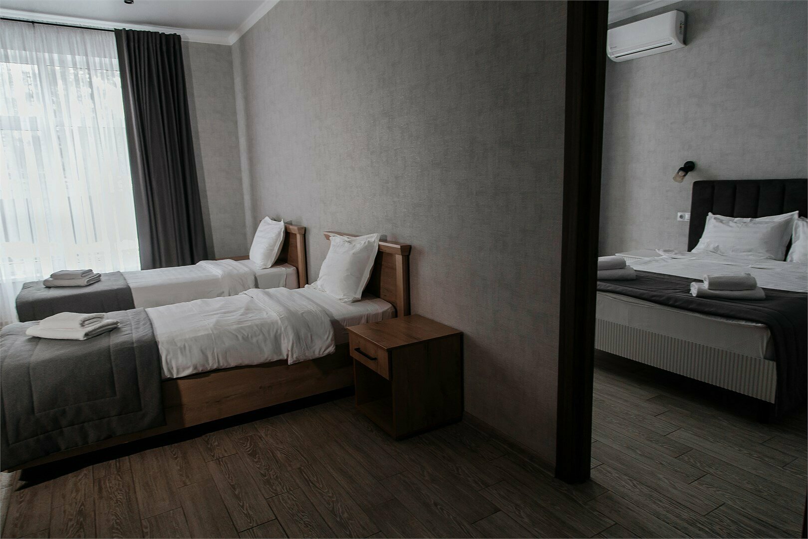 Семейная двухкомнатная комната