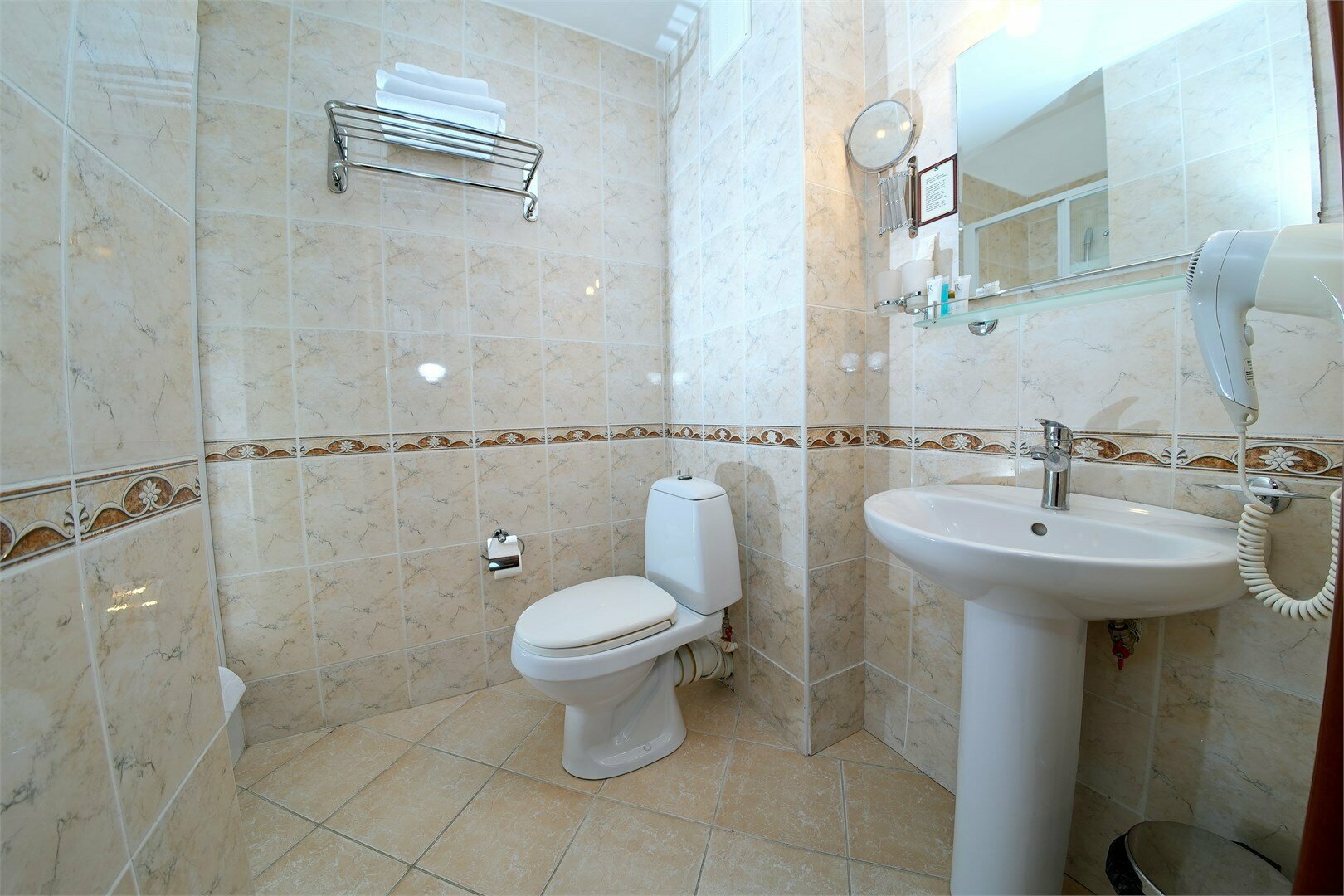 Single. Заезд в 18-00, выезд в 16-00.