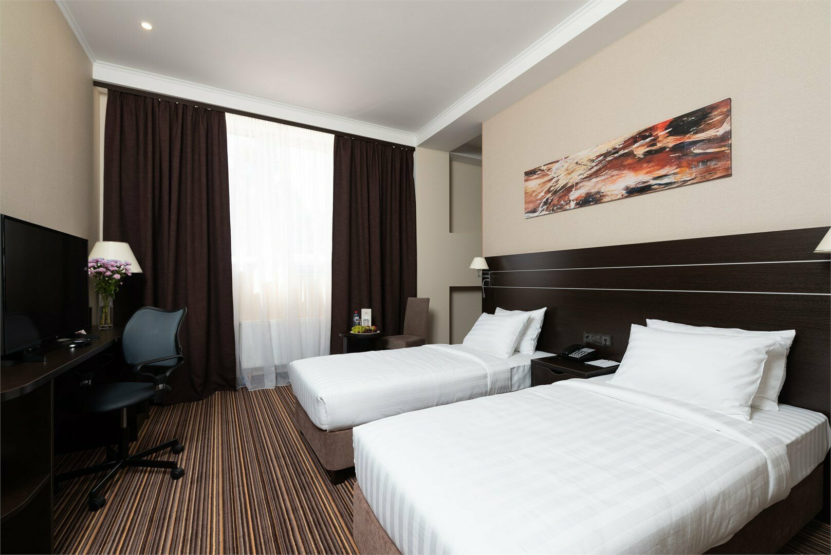 Семейный номер (Family)