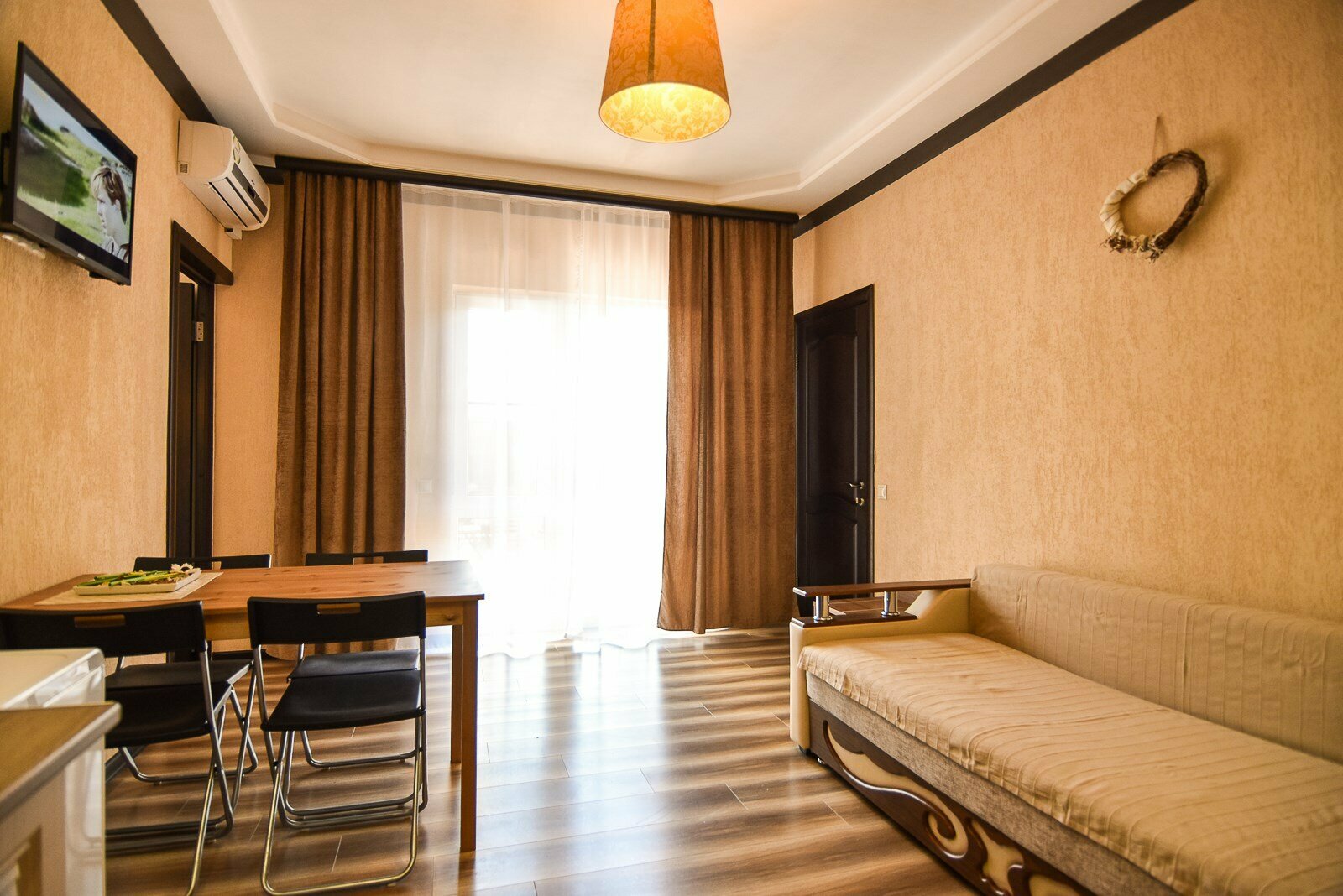 Апартаменты с кухней 1 этаж