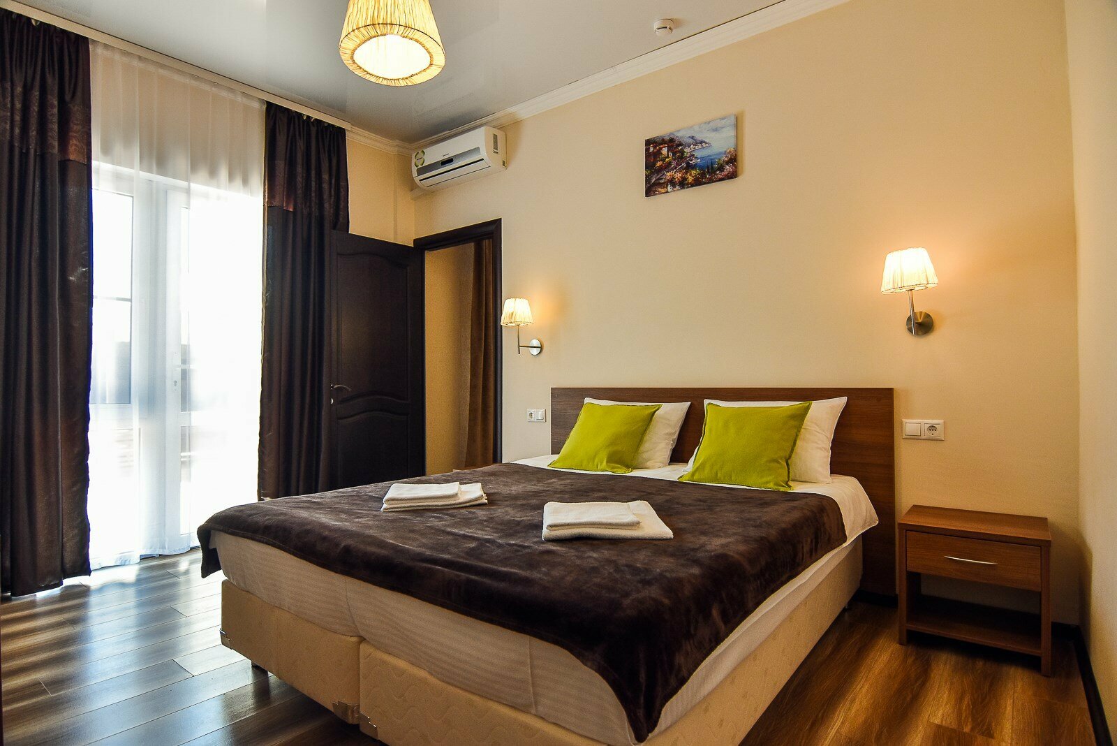 Апартаменты с кухней 1 этаж