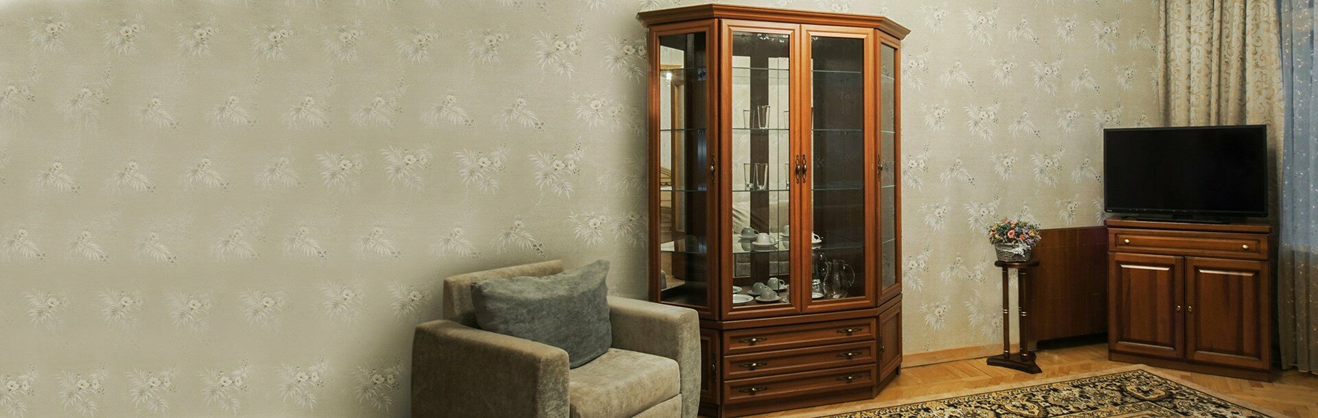 Двухкомнатный эконом с двуспальной кроватью