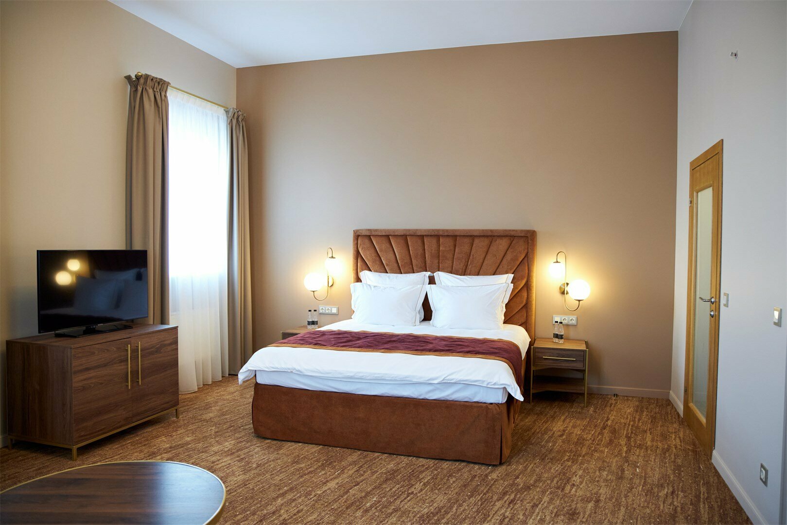 Двухкомнатный люкс с террасой | Вид на Неву