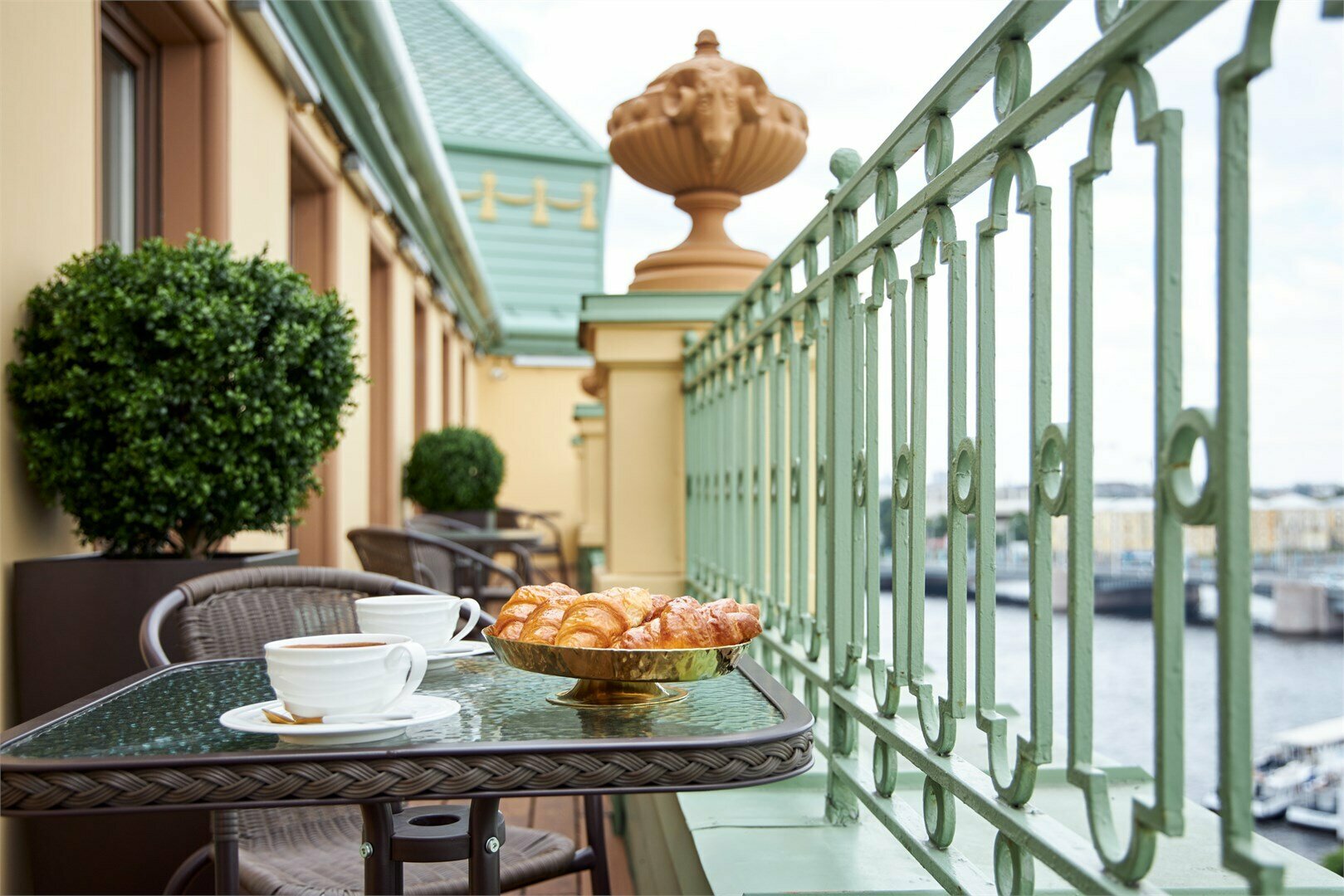 Полулюкс с террасой | Вид на город