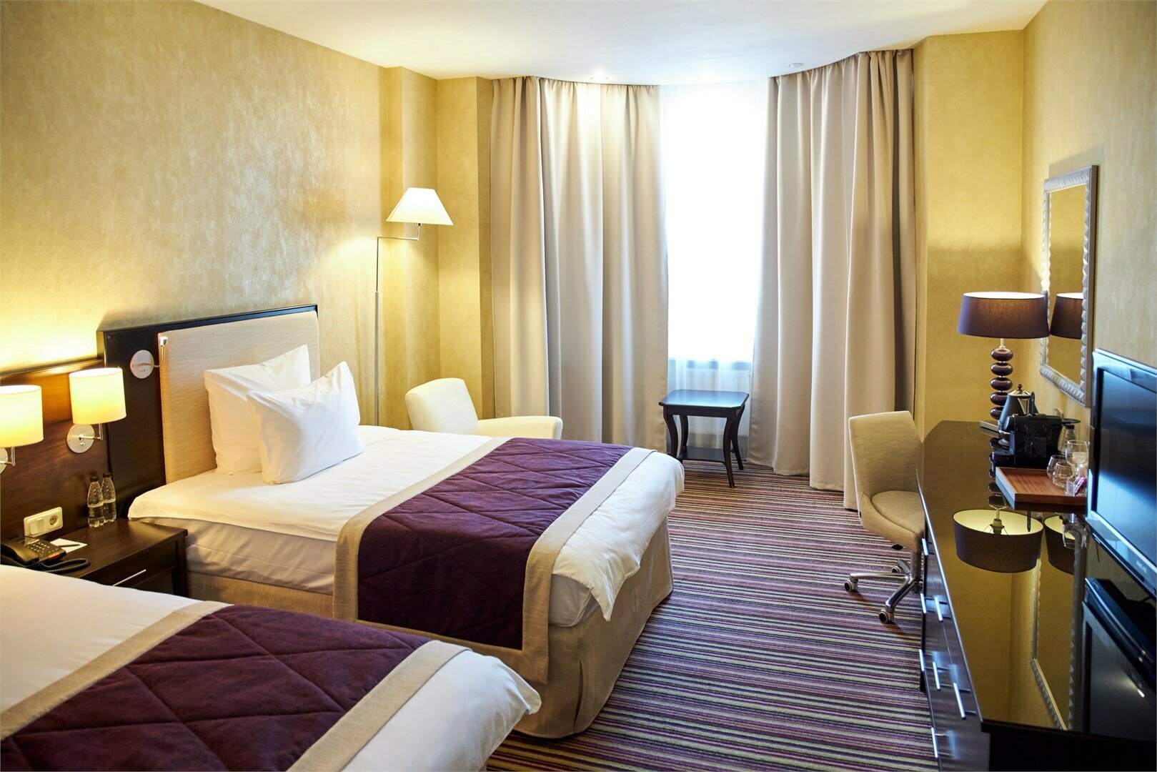 Стандарт с двумя кроватями | Вид на город