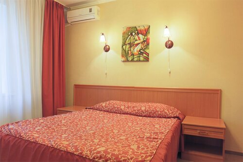 Улучшенный двухместный номер с 1 кроватью