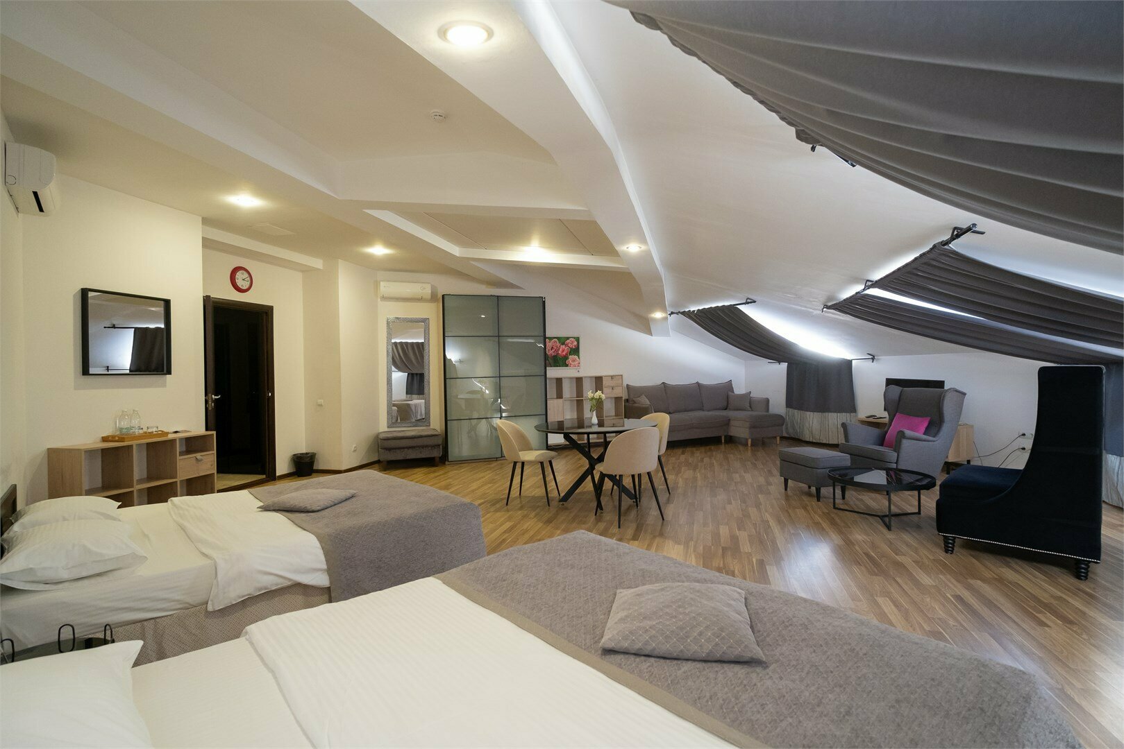 Апартаменты