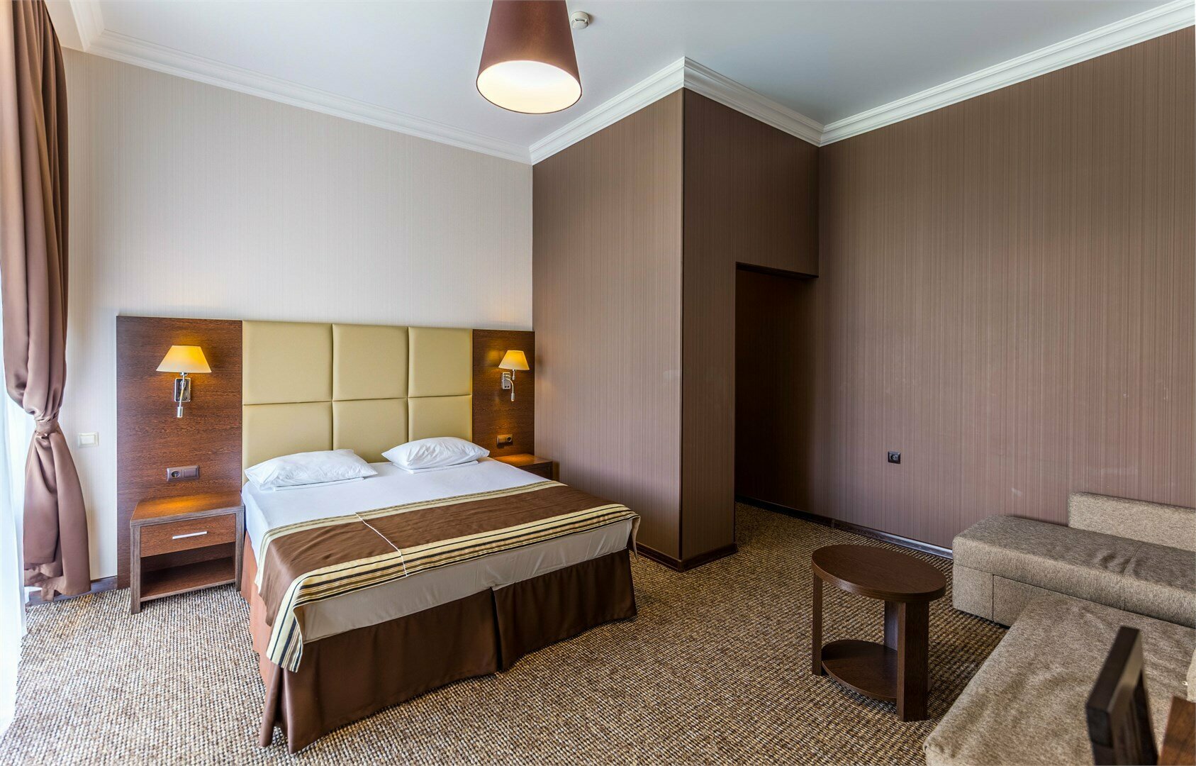 Полулюкс  с балконом