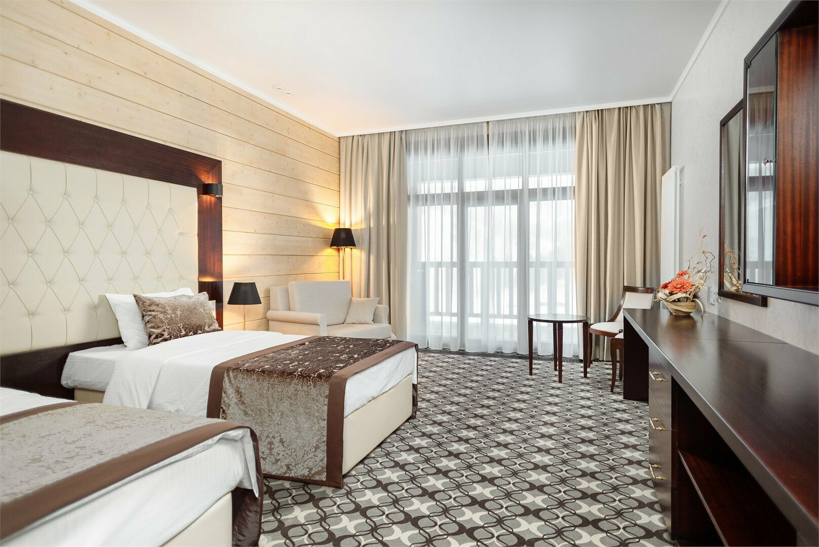 Улучшенный для Гостей с ограниченными возможностями по здоровью в здании гостиницы "Эдельвейс"