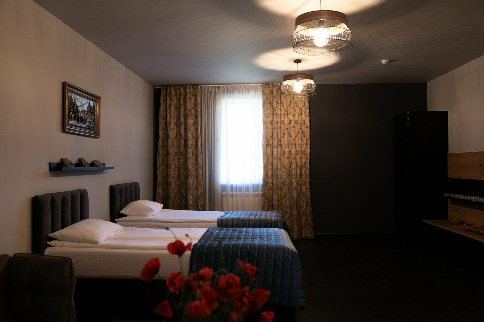 Пятиместный Люкс (двухкомнатный)