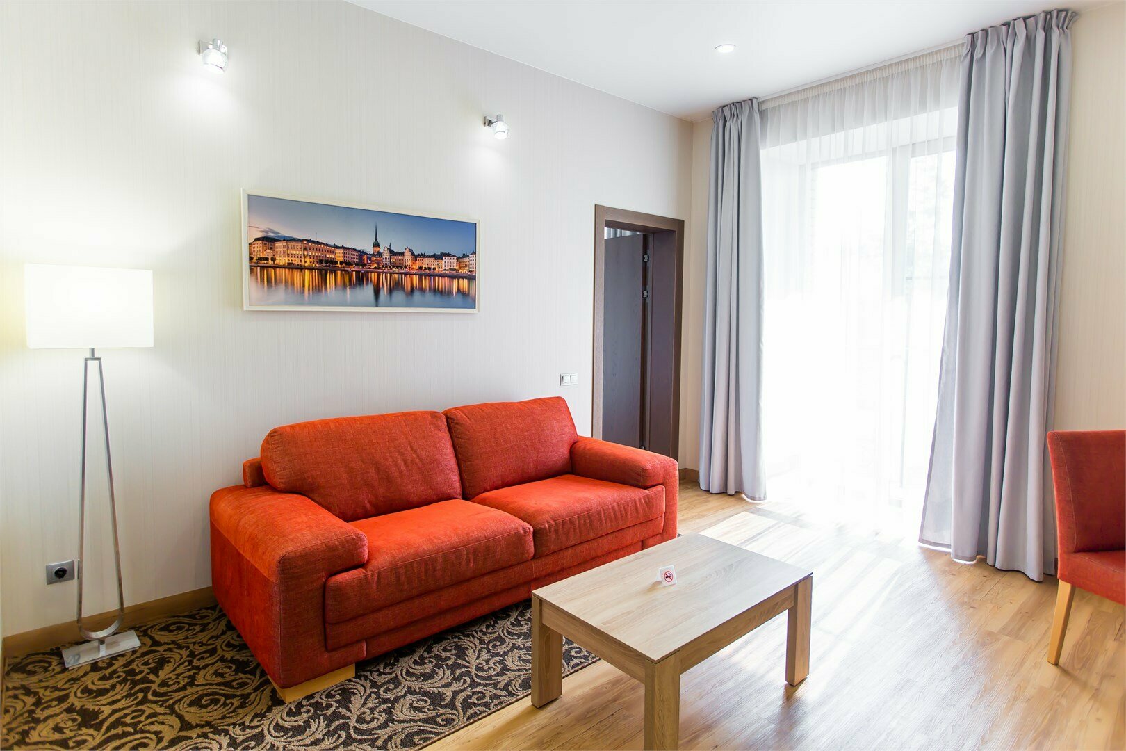 Джуниор Сюит с террасой