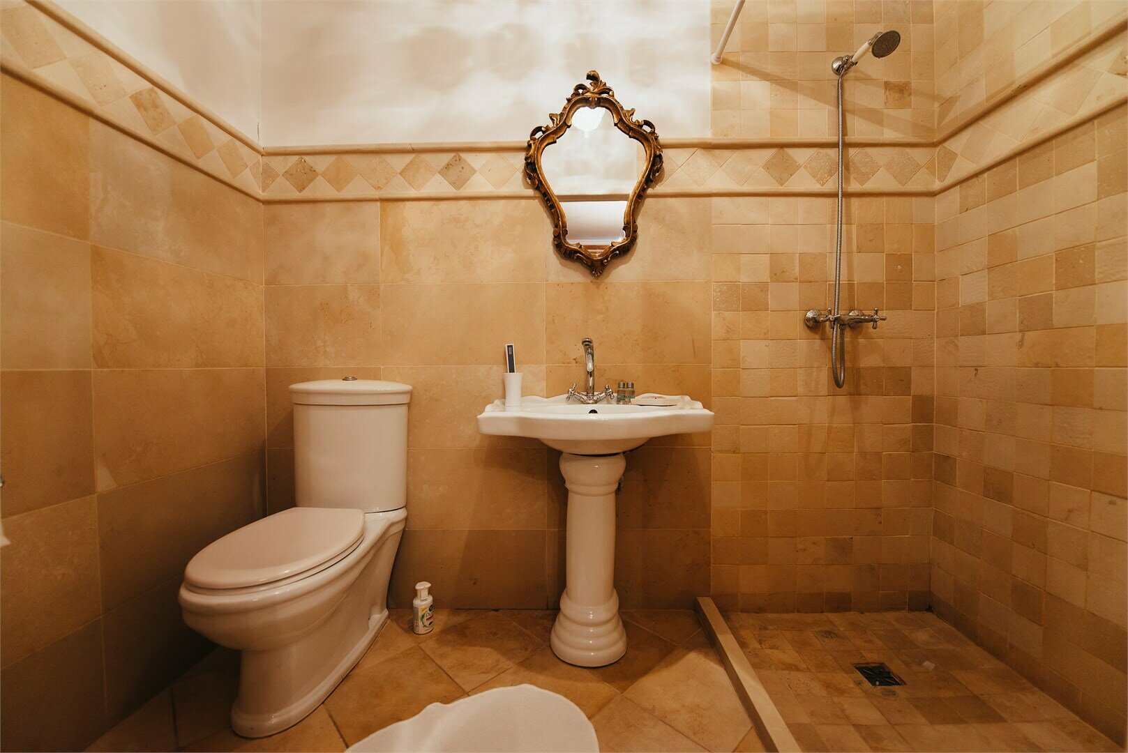 Номер "Ночь" во флигеле "Школа" с верандой